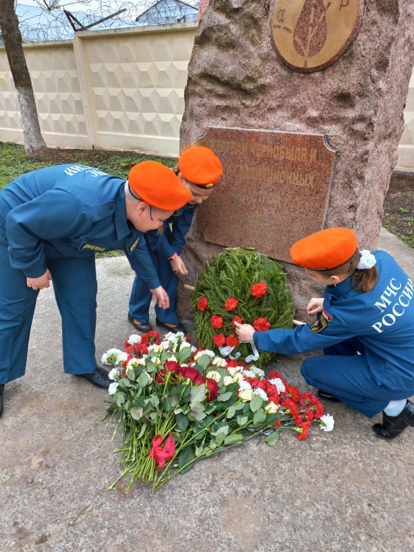 Дети сотрудников Ногинского СЦ почтили память ликвидаторов катастрофы в Чернобыле