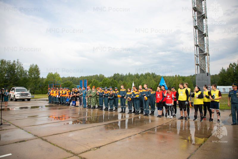 Открытые соревнования «ВЫЗОВ 01» прошли в спасательном центре в Подмосковье