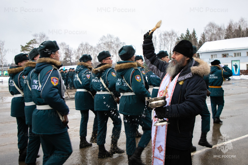 Присягнули на верность родине