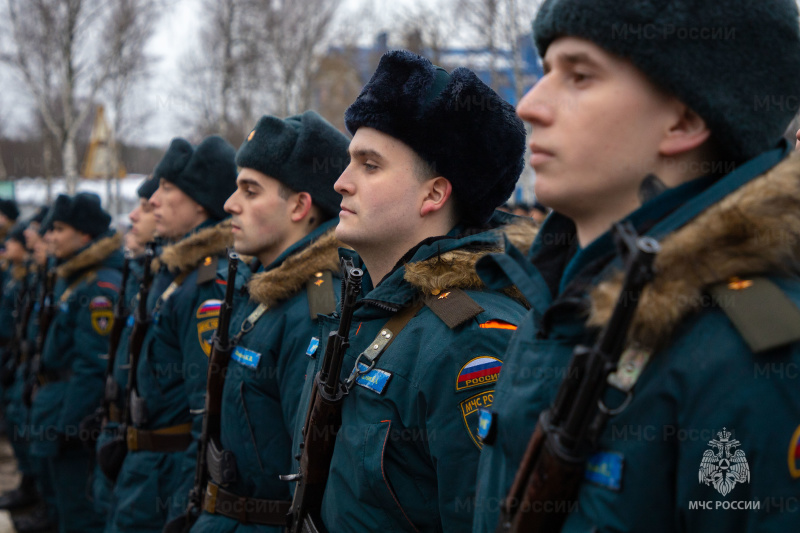 Присягнули на верность родине