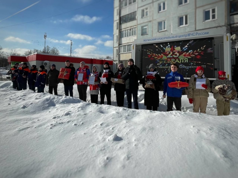 Поздравление ветеранов в преддверии Дня защитника Отечества.