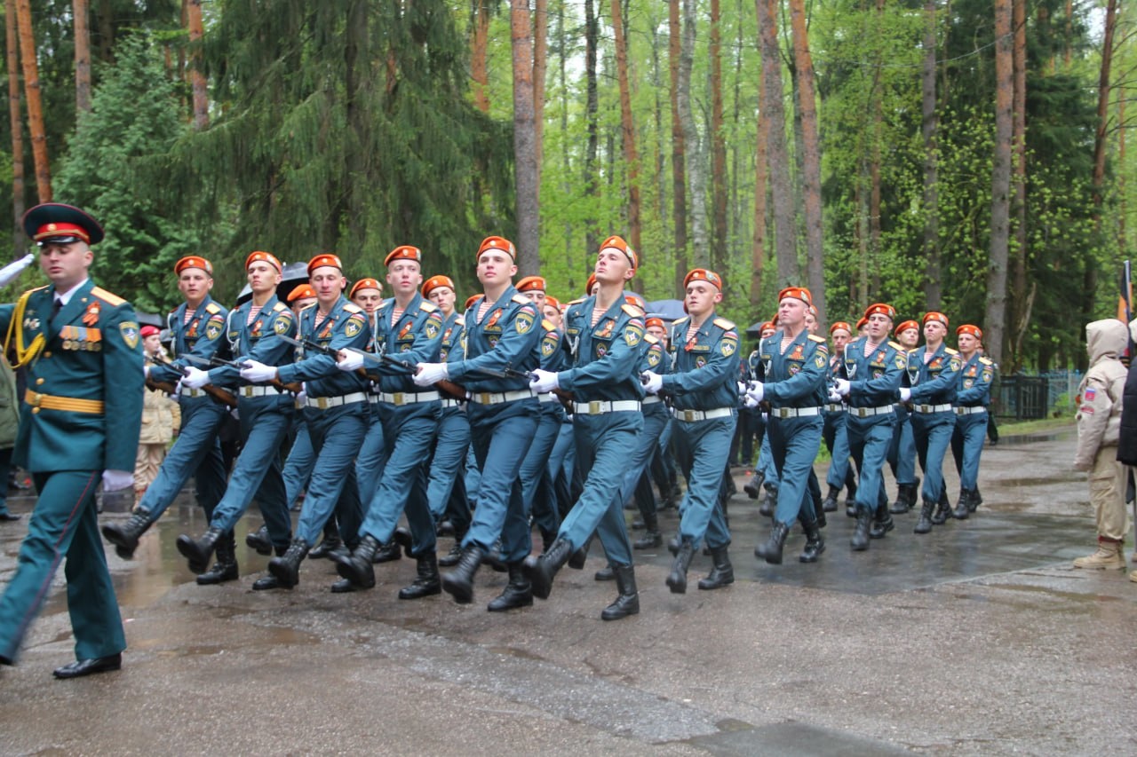 Память павших почтили в Ногинске накануне празднования Дня Победы - Новости  - Ногинский ордена Жукова спасательный центр МЧС России