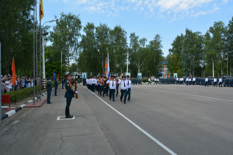 В Ногинском ордена Жукова спасательном центре МЧС России молодое пополнение приняло военную присягу