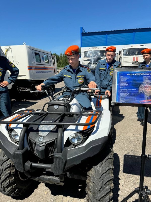 В Ногинском СЦ прошло торжественное открытие ознакомительных сборов с участием учеников кадетского класса «Спасатель» с.Хороль Приморского края.