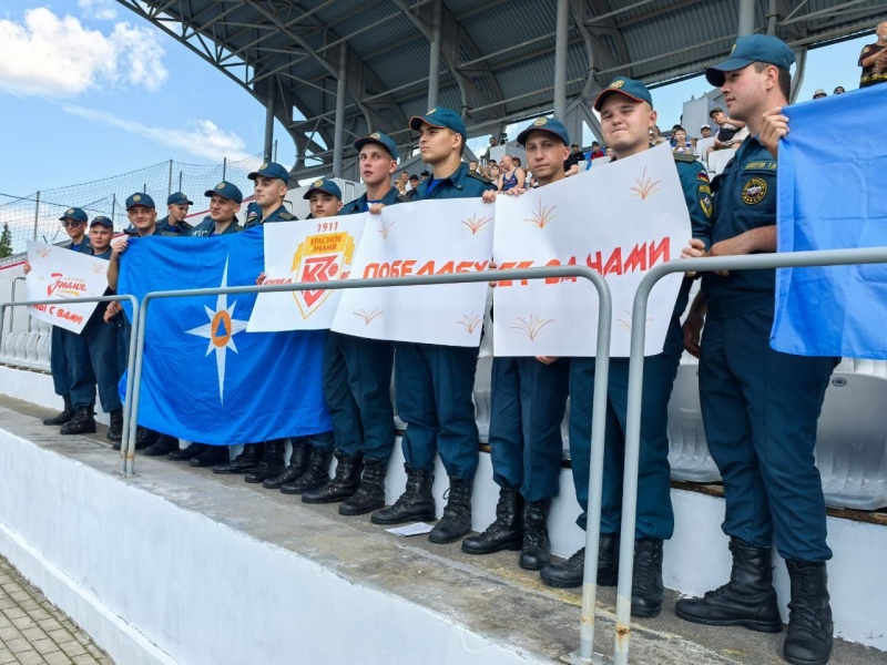 Военнослужащие Ногинского СЦ посетили футбольный матч.