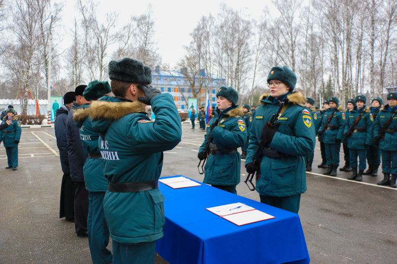 Военная присяга прошла в Ногинском спасательном центре