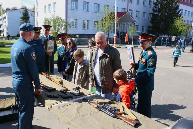 Празднование Дня Победы в Ногинском спасательном центре и на площади Победы