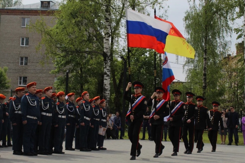 Сотрудники Ногинского спасательного центра приняли участие в мероприятии, посвящённом принятию присяги воспитанниками пожарно-спасательных классов МЧС Центра образования № 21