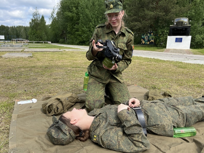 Занятия с воспитанниками детского лагеря