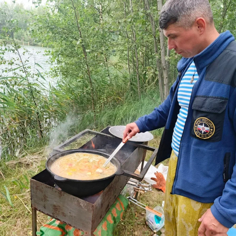 Туристический слёт для сотрудников Ногинского ордена Жукова спасательного центра и их семей.