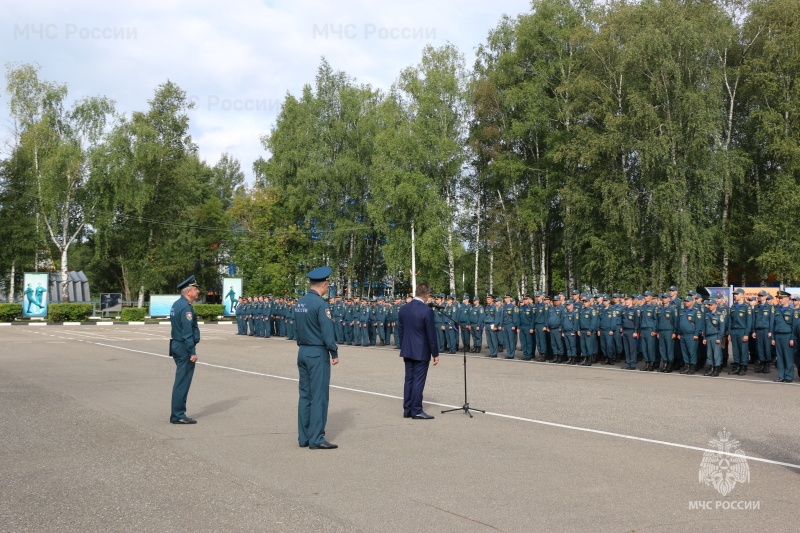 В Ногинском ордена Жукова спасательном центра МЧС России прошло торжественное построение по случаю прибытия личного состава из служебной командировки