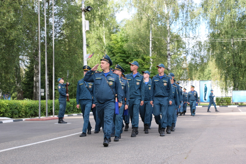 В Ногинском ордена Жукова спасательном центра МЧС России прошло торжественное построение по случаю прибытия личного состава из служебной командировки
