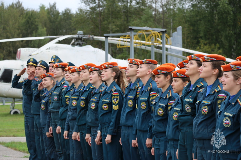 В Ногинском СЦ МЧС России впервые стартовали соревнования по спасательному спорту