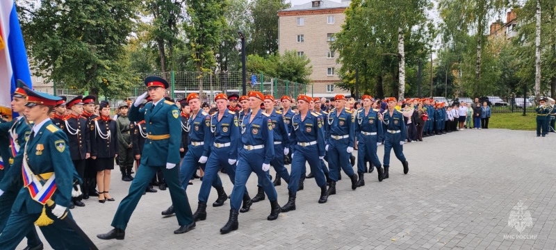Личный состав Ногинского СЦ МЧС России принял участие в памятных мероприятиях Богородского городского округа, приуроченных ко Дню солидарности в борьбе с терроризмом
