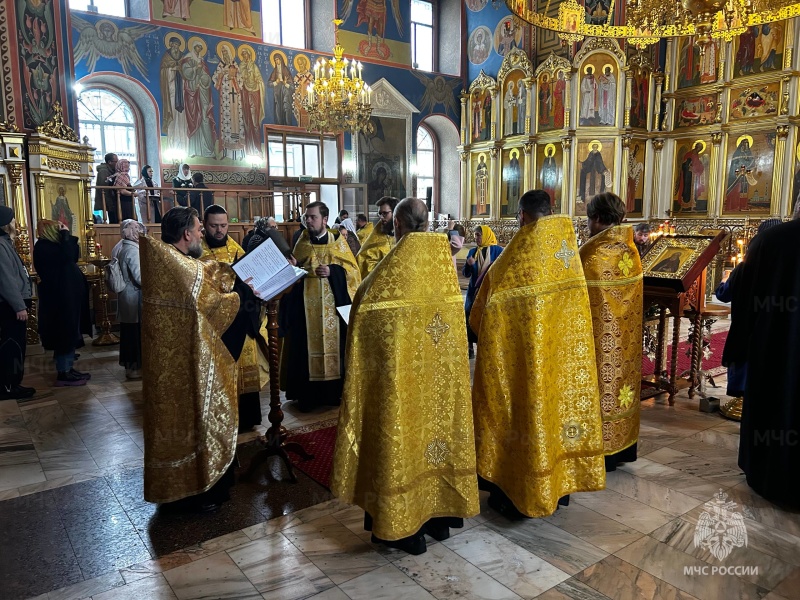 Духовное единение: личный состав Ногинского СЦ поклонился мощам святителя Тихона Духовное единение: личный состав Ногинского СЦ поклонился мощам святителя Тихона