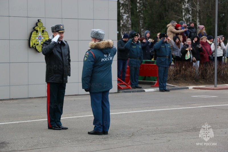 14.11.2025 в Ногинском ордена Жукова спасательном центре МЧС России прошли торжественные мероприятия по случаю принятия военной присяги