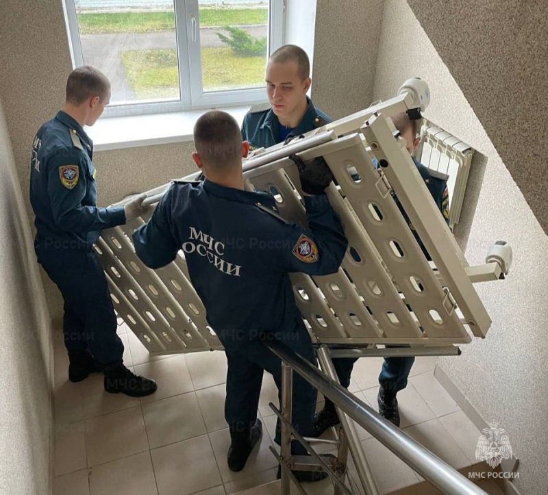 Военнослужащие Ногинского ордена Жукова спасательного центра МЧС России оказали помощь пансионату в Ногинске