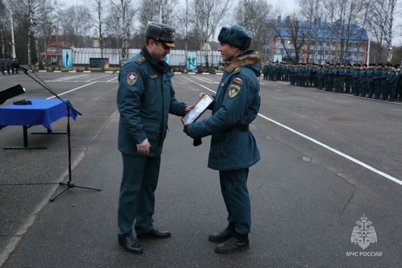 Поздравляем 65 отдельный автомобильный отряд (специального назначения) с 42-й годовщиной со дня образования!