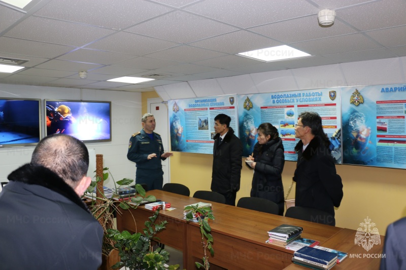 9 декабря Ногинский ордена Жукова спасательный центр МЧС России посетила делегация Северной Кореи