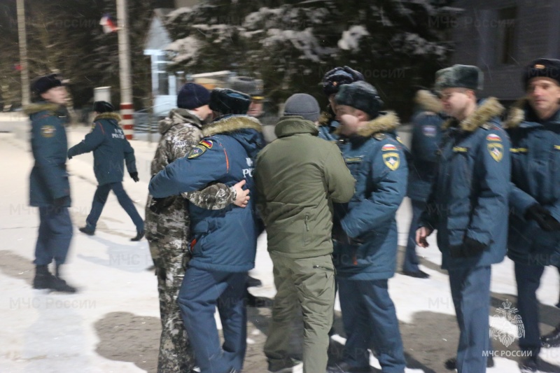 Долгожданное прибытие личного состава из служебной командировки.