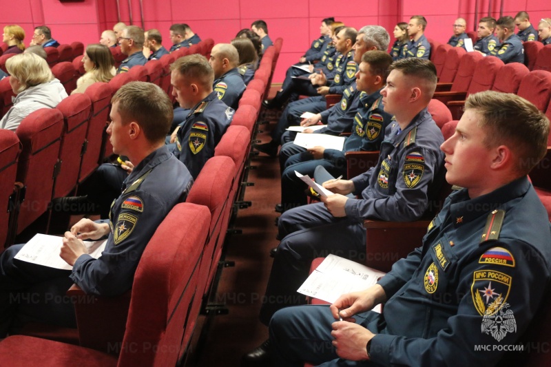 Личный состав Ногинского ордена Жукова спасательного центра принял участие в ежегодном "Диктанте Победы"