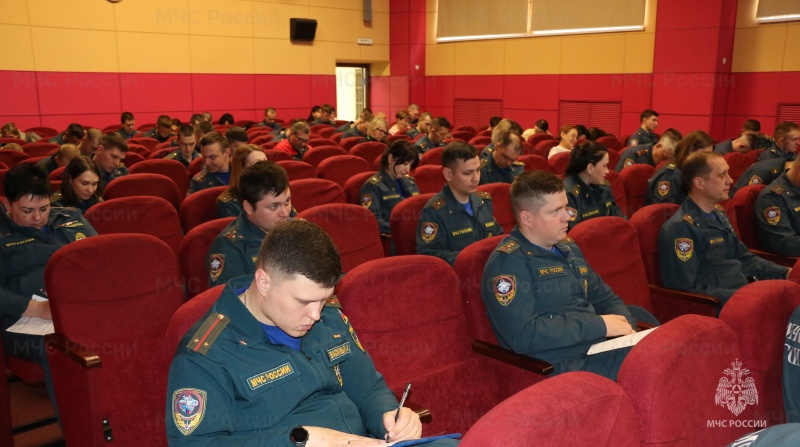 Личный состав Ногинского ордена Жукова спасательного центра принял участие в ежегодном "Диктанте Победы"