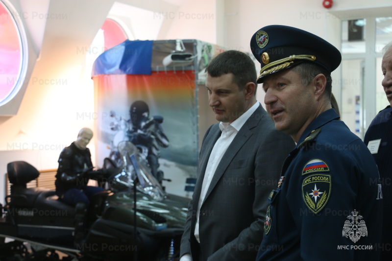 Рабочая встреча исполняющего полномочия Главы Богородского городского округа в Ногинском ордена Жукова спасательном центре МЧС России