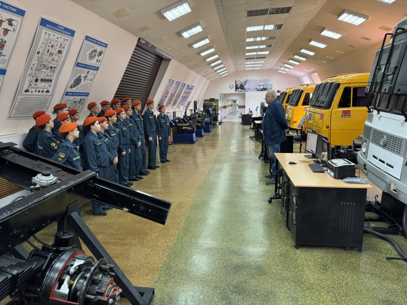 Сборы с учениками кадетского класса «Спасатель» из с. Хороль Приморского края