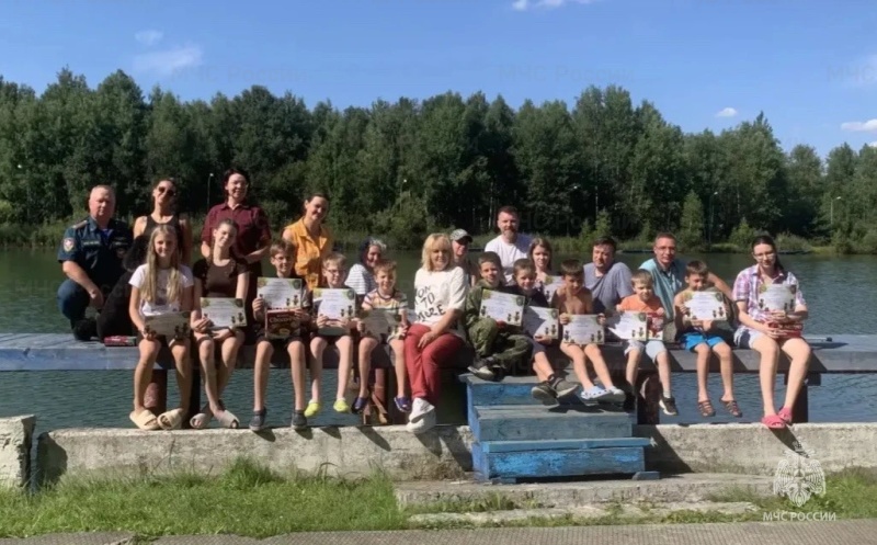 В Ногинском ордена Жукова спасательном центре прошел туристический слет среди семей военнослужащих