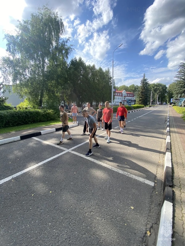 В Ногинском ордена Жукова спасательном центре провели учебно-методические сборы с молодыми офицерами — выпускниками Академии гражданской защиты МЧС России