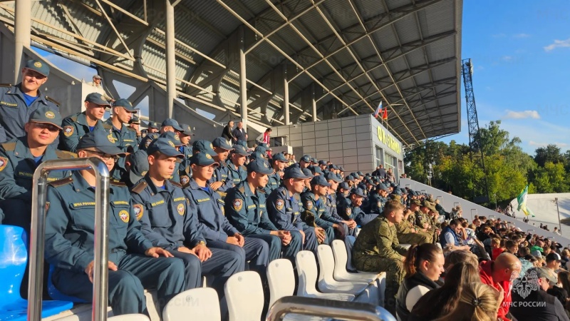 Личный состав Ногинского ордена Жукова спасательного центра посетил финальный матч Кубка Московской области