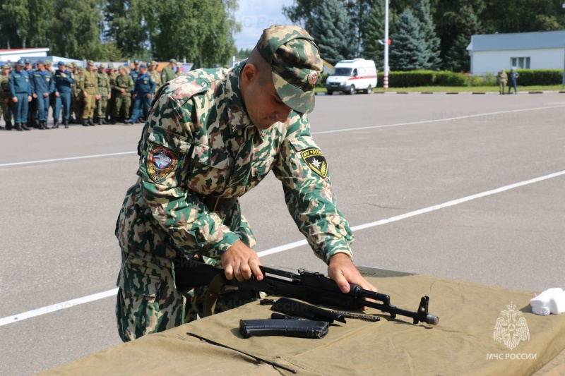 В Ногинском ордена Жукова спасательном центре МЧС России прошла военная эстафета