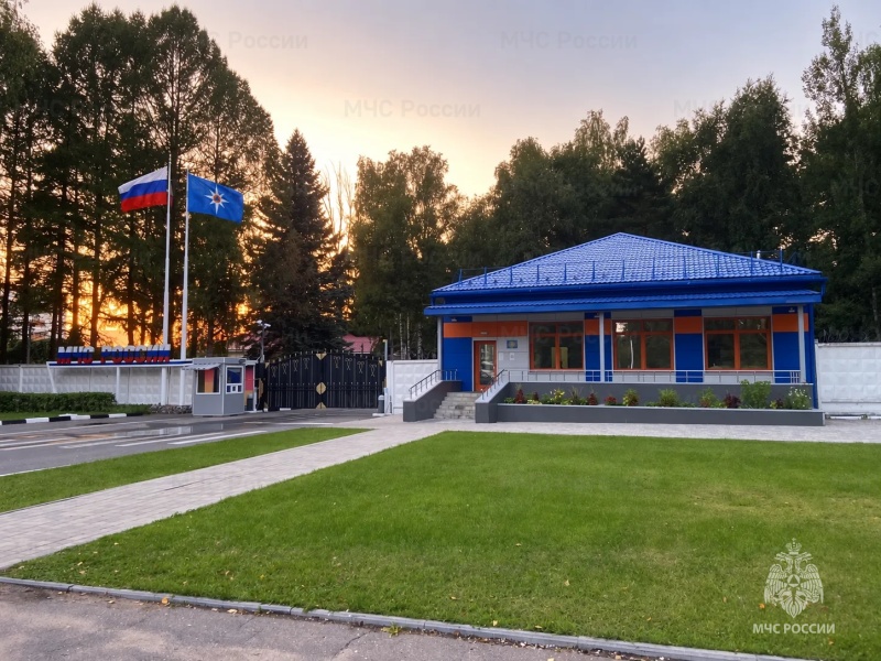 Ногинский ордена Жукова спасательный центр МЧС России принял участие в праздновании Дня Государственного флага России
