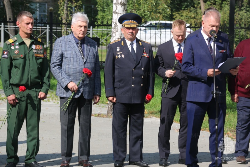 Личный состав Ногинского ордена Жукова спасательного центра принял участие в мероприятии, посвящённом Дню солидарности в борьбе с терроризмом