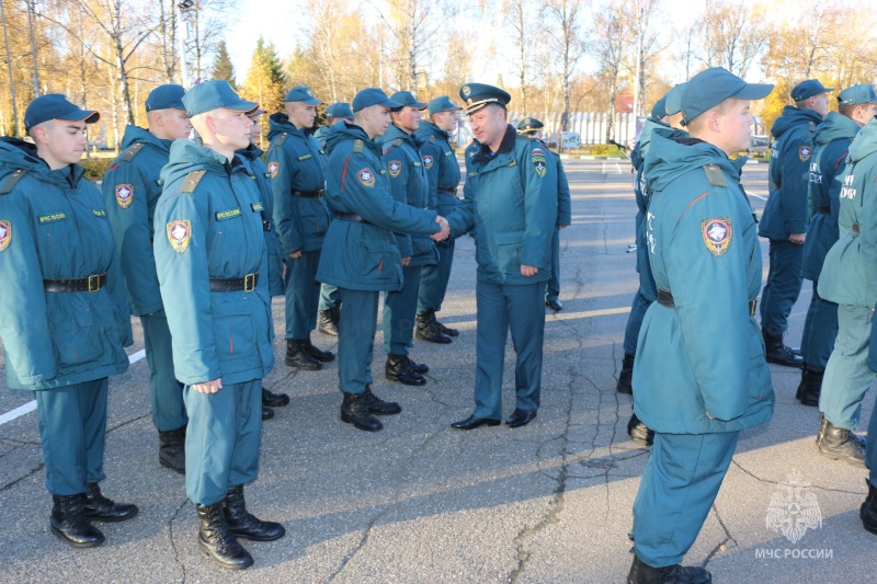 В Ногинском ордена Жукова спасательном центре МЧС России прошло торжественное построение по случаю увольнения военнослужащих