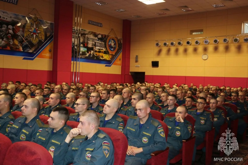 В Ногинском спасательном центре МЧС России состоялся концерт музыкальной группы «Звезда надежды»